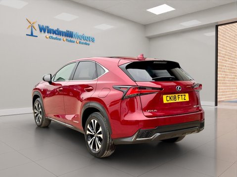 Lexus NX 2.5 300h F Sport E-CVT 4WD Euro 6 (s/s) 5dr 8