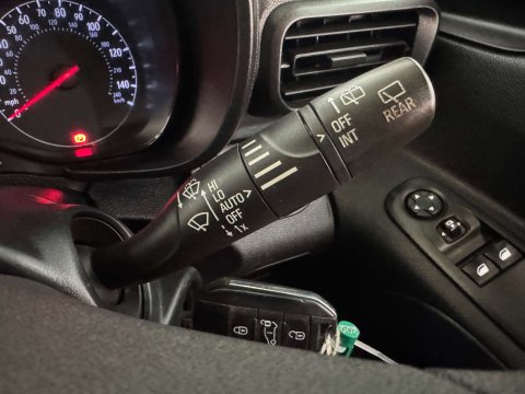 Vauxhall Combo 1.5 Combo 2300 Professional Turbo D S/S 14