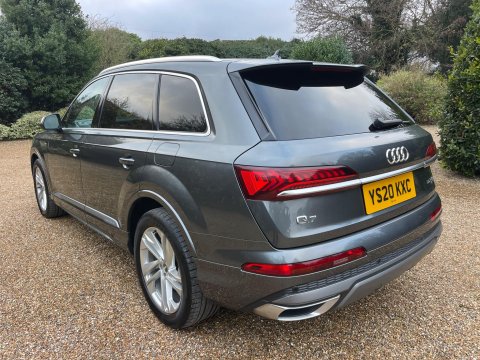 Audi Q7 3.0 TFSIe V6 55 S line SUV 5dr Petrol Plug-in Hybrid Tiptronic quattro Euro 9