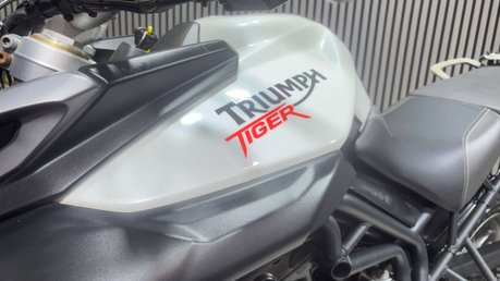 Triumph Tiger ABS 2012 37K NEW MOT SERVICED ADVENTURE BIKE 800CC 13