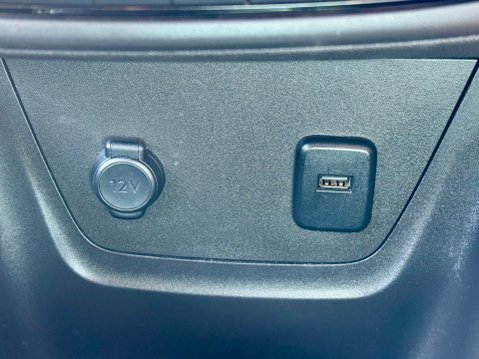 Vauxhall Crossland X GRIFFIN 30
