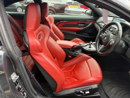 BMW M4 M4 COMPETITION 27