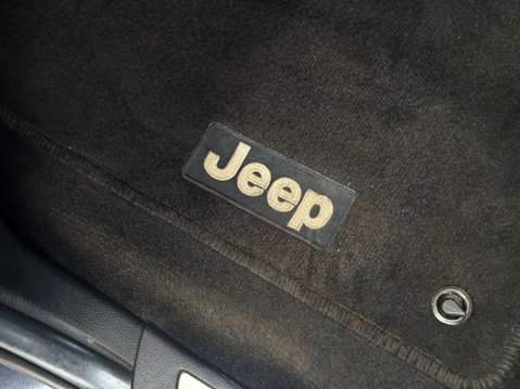 Jeep Grand Cherokee 3.0 V6 CRD Limited SUV 5dr Diesel Auto 4WD Euro 5 (247 bhp) 81