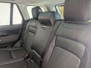 Land Rover Range Rover 3.0 Range Rover Vogue TDV6 Auto 4WD 5dr 42