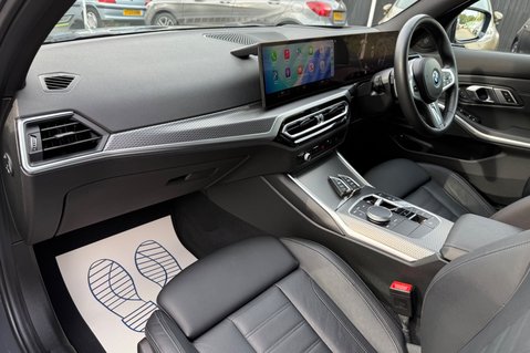 BMW 3 Series 330E M SPORT PHEV -VISIBILITY/TECH/PRO PACKS - HARMAN KARDON 15