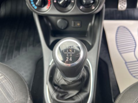 Vauxhall Corsa 1.4i ecoTEC Limited Edition Euro 6 3dr 31