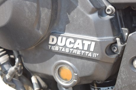 Ducati Multistrada Touring Trim 17