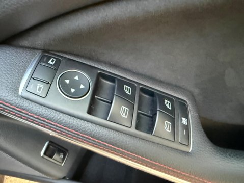 Mercedes-Benz GLA 1.6 GLA200 AMG Line Edition SUV 5dr Petrol 7G-DCT Euro 6 (s/s) (156 ps) 57