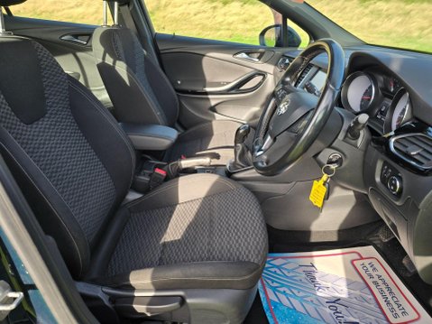 Vauxhall Astra 1.4i SRi Euro 6 5dr 17