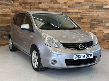 Nissan Note 1.6 16V Tekna Hatchback 5dr Petrol Auto Euro 4 (110 ps)