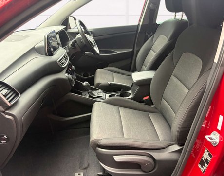 Hyundai TUCSON 1.6 Tucson SE Nav TGDi 2WD Semi-Auto 5dr 12