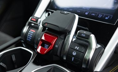 Lamborghini Urus S 31