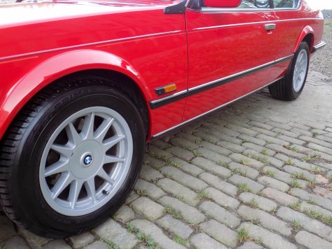 BMW 6 Series E24 M635 CSI 44