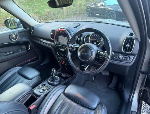 Mini Countryman 1.5 Countryman Cooper Exclusive Auto 5dr 18