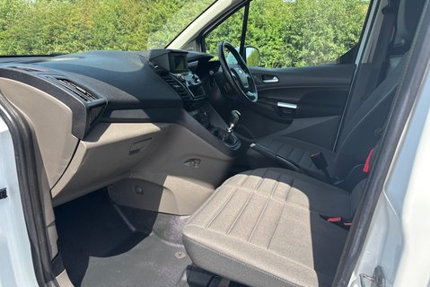 Ford Transit Connect 240 L2 Limited 120 ps Panel Van 15