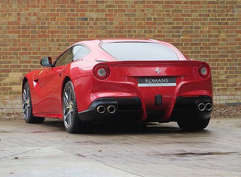 Ferrari F12 Berlinetta 6