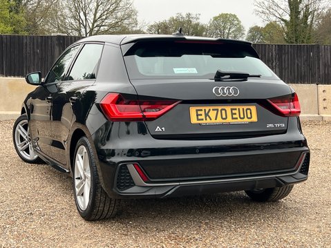 Audi A1 SPORTBACK TFSI S LINE 2