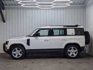 Land Rover Defender 2.0 Defender SE D Auto 4WD 5dr 16