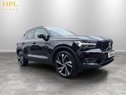 Volvo XC40 2.0 T4 R-Design Pro SUV 5dr Petrol Auto AWD Euro 6 (s/s) (190 ps) 1