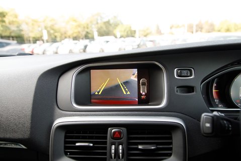 Volvo V40 T3 CROSS COUNTRY PRO 21