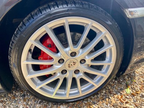 Porsche 911 3.8 997 Carrera 4S Cabriolet AWD 2dr 31