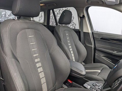 BMW X1 XDRIVE18D SPORT 13