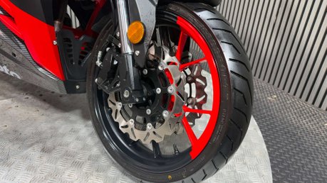 Lexmoto LXR SE 2025 ONLY 2K 1 OWNER 125CC SPORTS BIKE 20