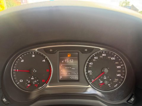 Audi A1 1.6 TDI Sport Sportback S Tronic Euro 6 (s/s) 5dr 29