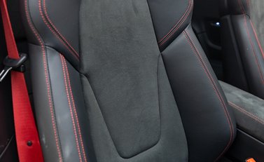 Porsche 911 Targa 4 GTS (992) 19