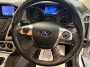 Ford Focus 1.0T EcoBoost Zetec Navigator Euro 5 (s/s) 5dr 31