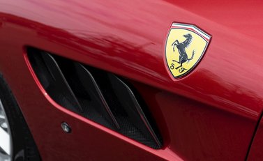 Ferrari GTC4 Lusso T 28