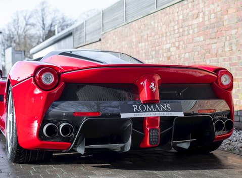 Ferrari LaFerrari Aperta 28