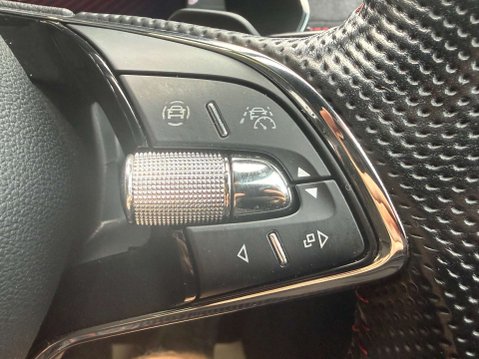 Skoda Octavia 2.0 Octavia vRS TSi Semi-Auto 5dr 34