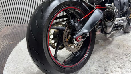 Triumph Street Triple R 2013 ONLY 21K QUICK SHIFTER, LOADS OF EXTRAS, LONG MOT 11
