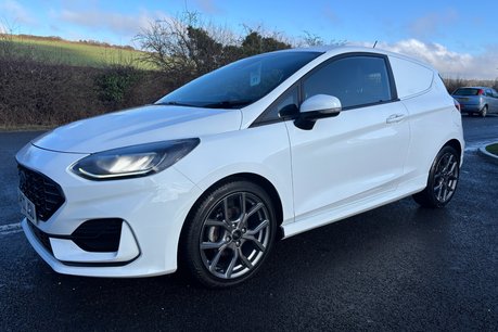 Ford Fiesta Sport 125 ps Ecoboost MHEV - Upgraded Sports Wheels