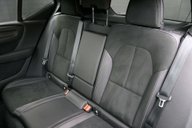 Volvo XC40 2.0 XC40 R-Design T4 Auto 5dr 41