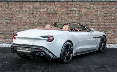 Aston Martin Zagato Vanquish Volante 9