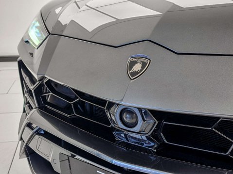 Lamborghini Urus 4.0 V8 BiTurbo SUV 5dr Petrol Auto 4WD Euro 6 (650 ps) 29