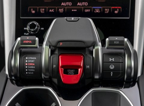 Lamborghini Urus 23