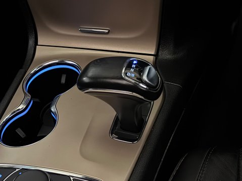 Jeep Grand Cherokee V6 CRD SUMMIT 16