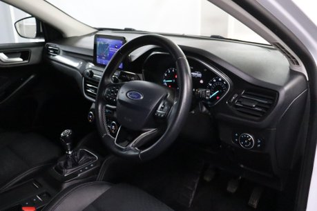 Ford Focus TITANIUM X 5