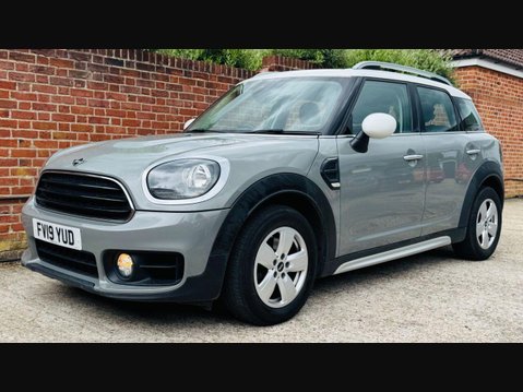 Mini Countryman 1.5 Cooper Classic SUV 5dr Petrol Steptronic Euro 6 (s/s) (136 ps) 9