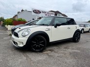 Mini Hatch COOPER S 1