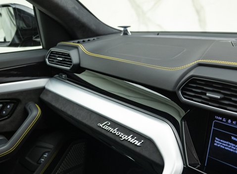 Lamborghini Urus S 24