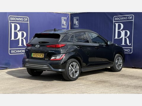 Hyundai KONA 39kWh Premium SUV 5dr Electric Auto (10.5kW Charger) (136 ps) 5