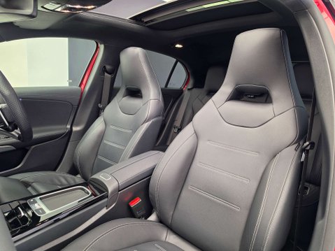 Mercedes-Benz A Class 2.0 AMG A 35 Premium + MHEV 4M A 4WD 5dr 2