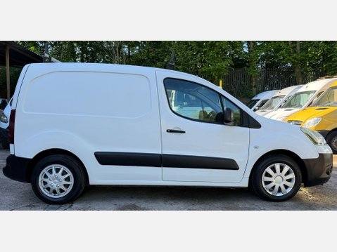 Citroen Berlingo 1.6 HDi 625 LX Panel Van 5dr Diesel Manual L1 (Euro 5) (133 g/km, 75 bhp) 6