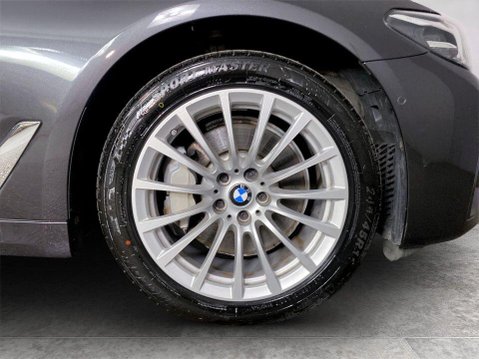 BMW 5 Series 2.0 530e 12kWh SE Saloon 4dr Petrol Plug-in Hybrid Steptronic Euro 6 (s/s) 10