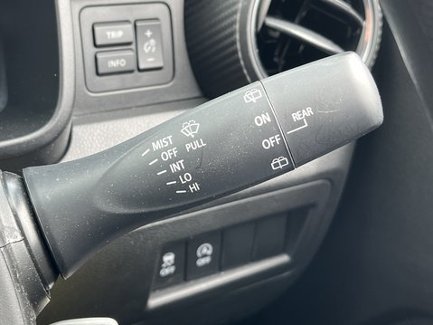 Suzuki Ignis 1.2 Dualjet 12V Hybrid SZ-T 5dr CVT 26