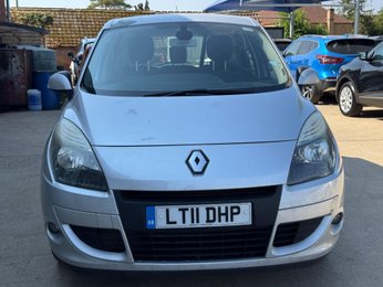Renault Scenic 1.6 VVT Dynamique TomTom Euro 5 5dr